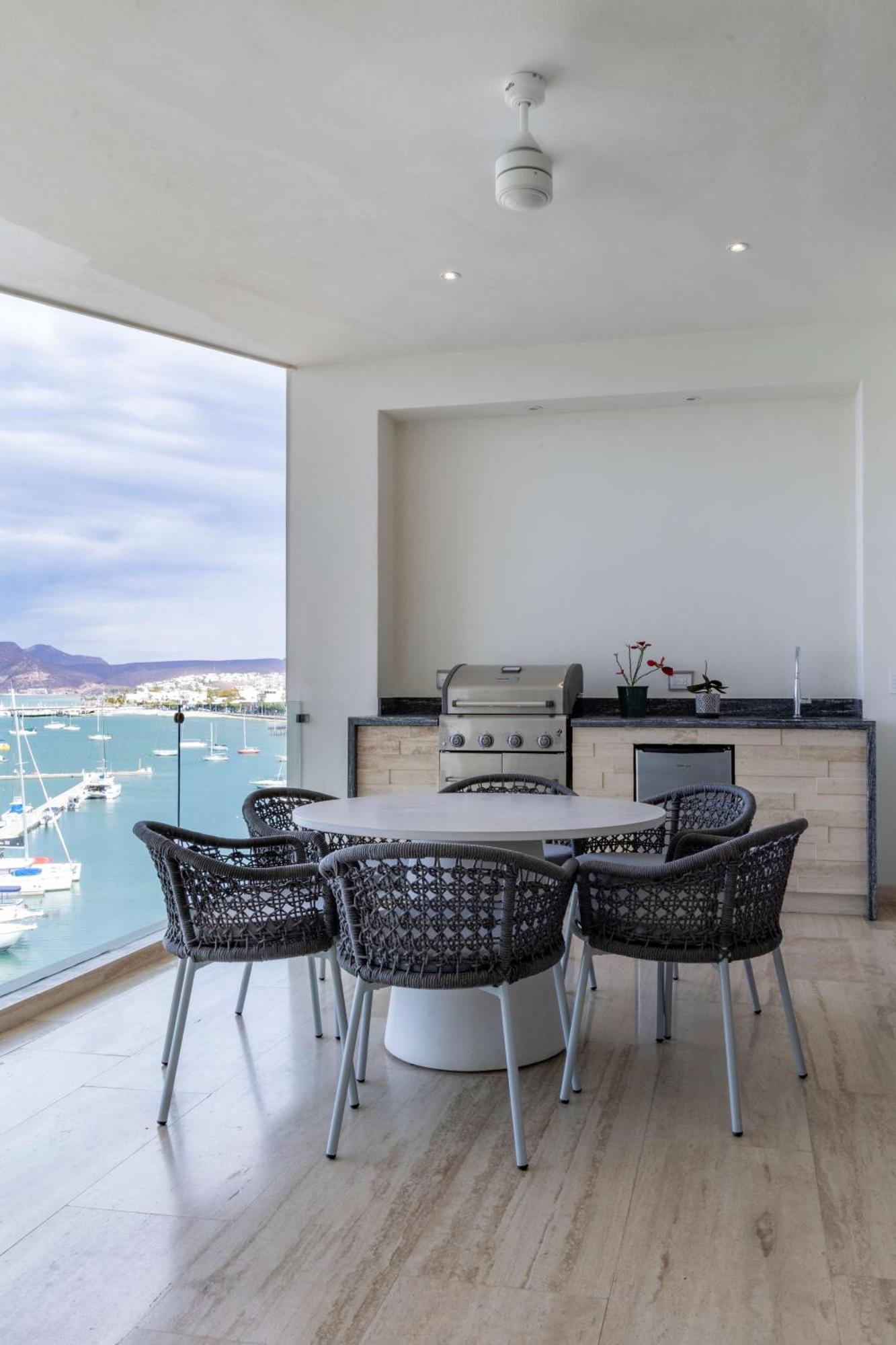 Live Aqua Private Residences La Paz Εξωτερικό φωτογραφία